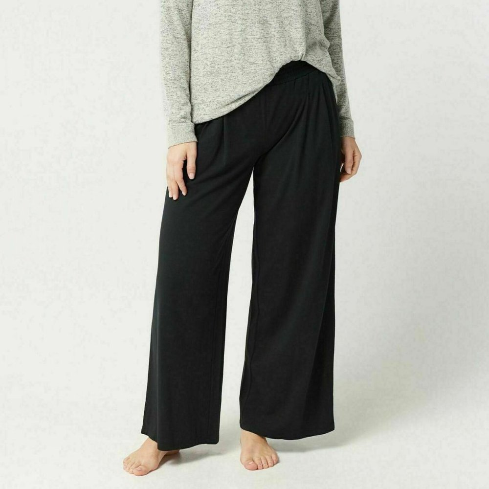 AnyBody Loungewear Cozy Knit Relaxed Pants Black Size Petite Small A368121